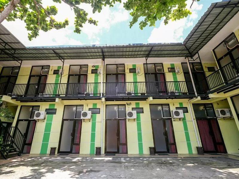 House 140 Hotel Baturetno Exterior photo